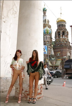 bottomlessparty:  Bottomless Kremlin party