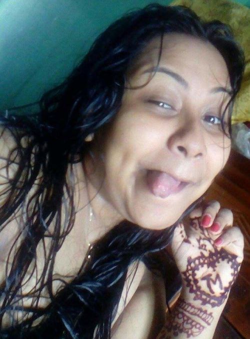 my-romantic-couple: Gulab, Bengal, 30. Only Bengali contact. i want bhabi