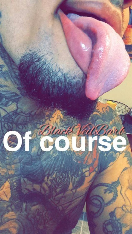 dominicanblackboy:  Damn pa sexy fat tatted ass got slim tasty dick between his legs!😍😍😍😍😍