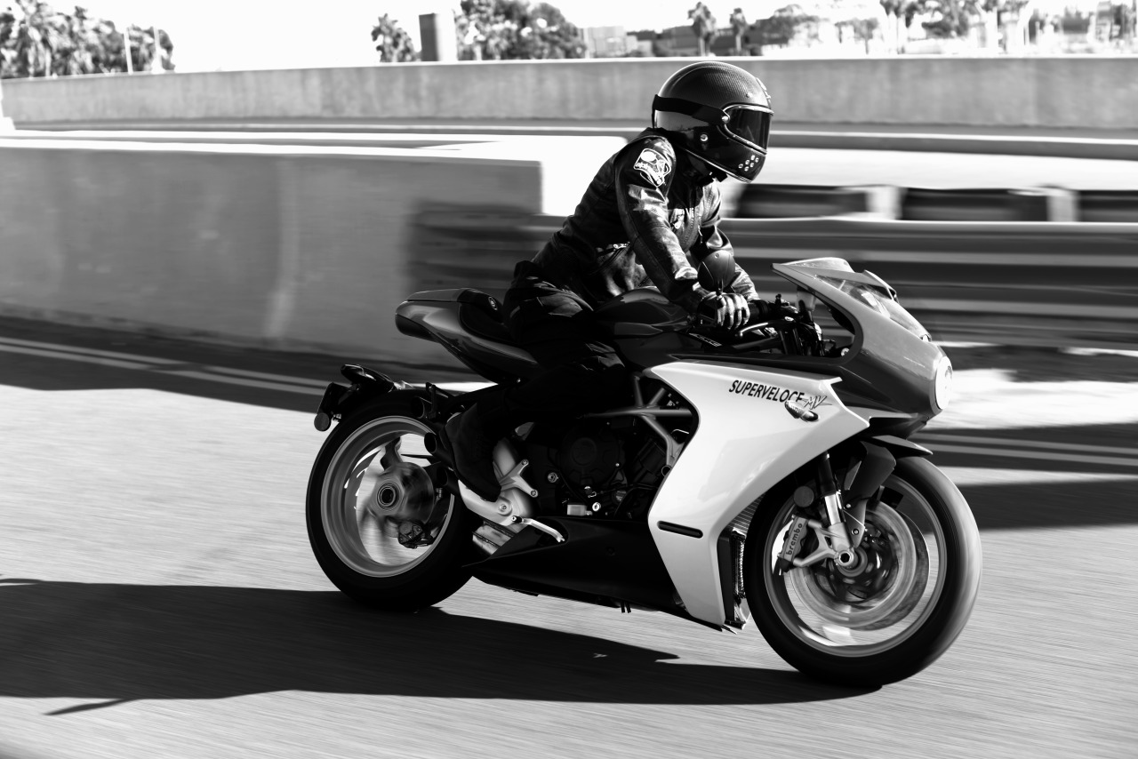 - MV Agusta Superveloce 800 / personal outtake from a shoot.