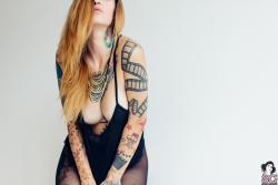 sextownusa:  Jacqueline Suicide 2 :)