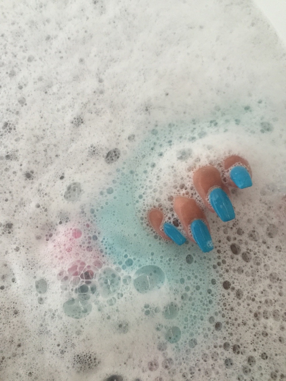 pintzstagram:  Bath bomb