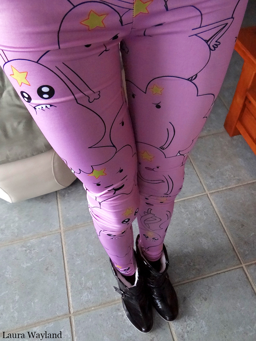 lauratgirl:  New leggings :pEtsy : https://www.etsy.com/fr/shop/CharmOLatexFaceBook