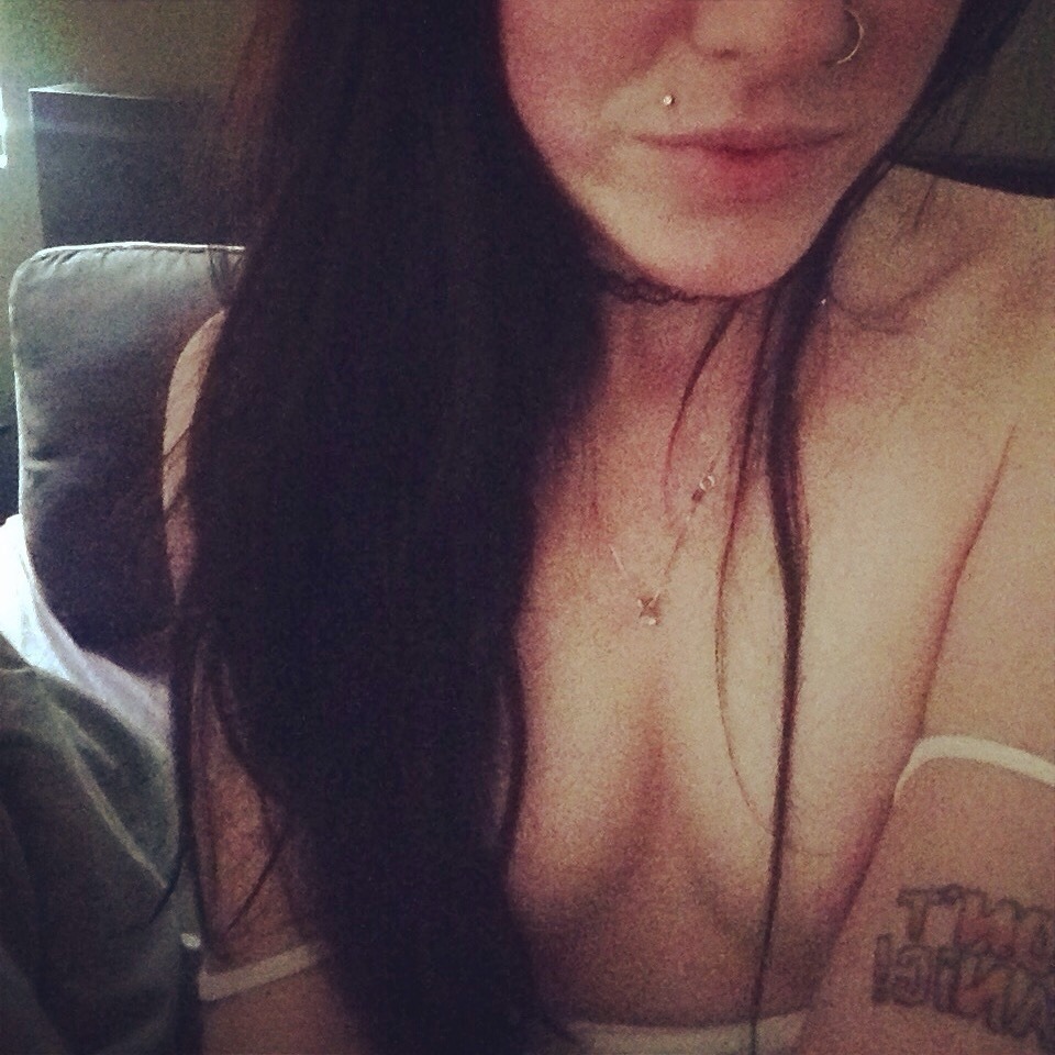 daddyfuckedme:  Good morning 😘