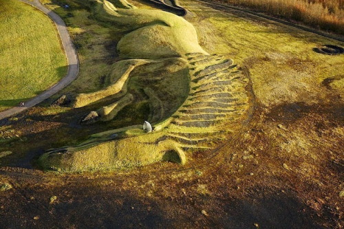 mymodernmet:  Sultan the Pit Pony is a 200-meter-long, raised-earth sculpture made of 60,000 tonnes of coal shale in Caerphilly, South Wales. Designed by Welsh artist Mick Petts, the colossal work of art is known as the largest figurative earth sculpture