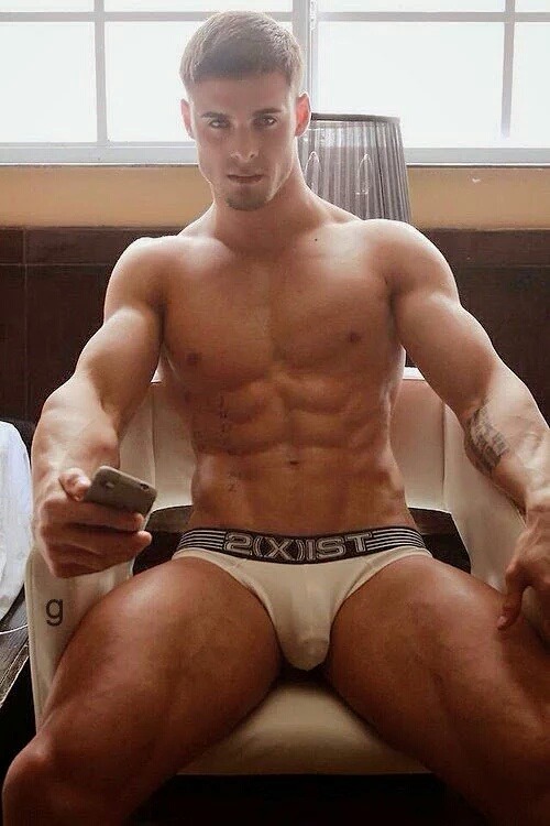 alanpalmsprings:  🌴 If you like what you see, please follow me: alanpalmsprings.tumblr.com🌴