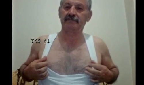 tkm61:  Daddy Adnan 66 years old from Mardin,TurkeyEnjoy