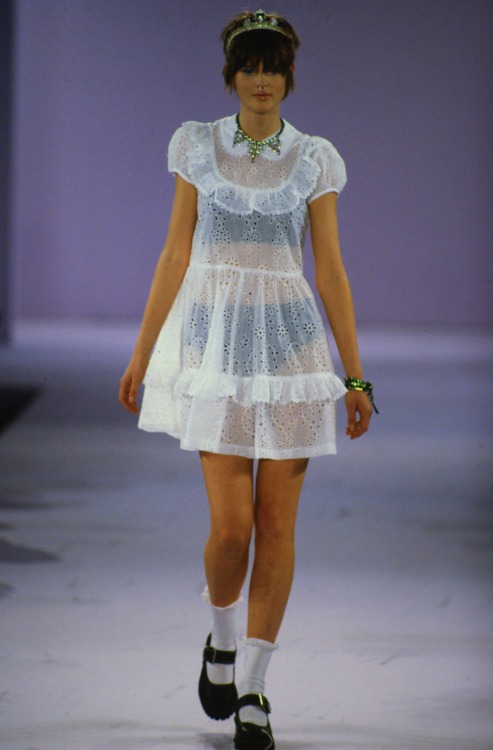arianavscouturevault:  Anna Sui Ready-To-Wear