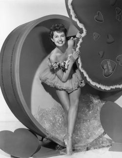 classic-hollywood-glam:  Cyd Charisse 