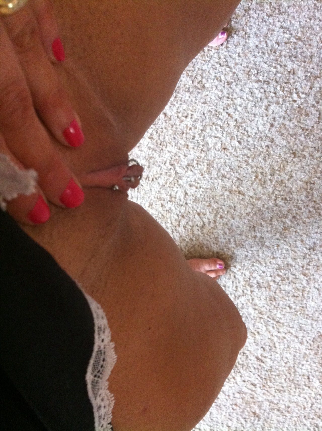 nudist67:  milfaubrey:  A Lippy Pussy Friday ;) xoxo Aubrey  Very sweet!  Awesome.