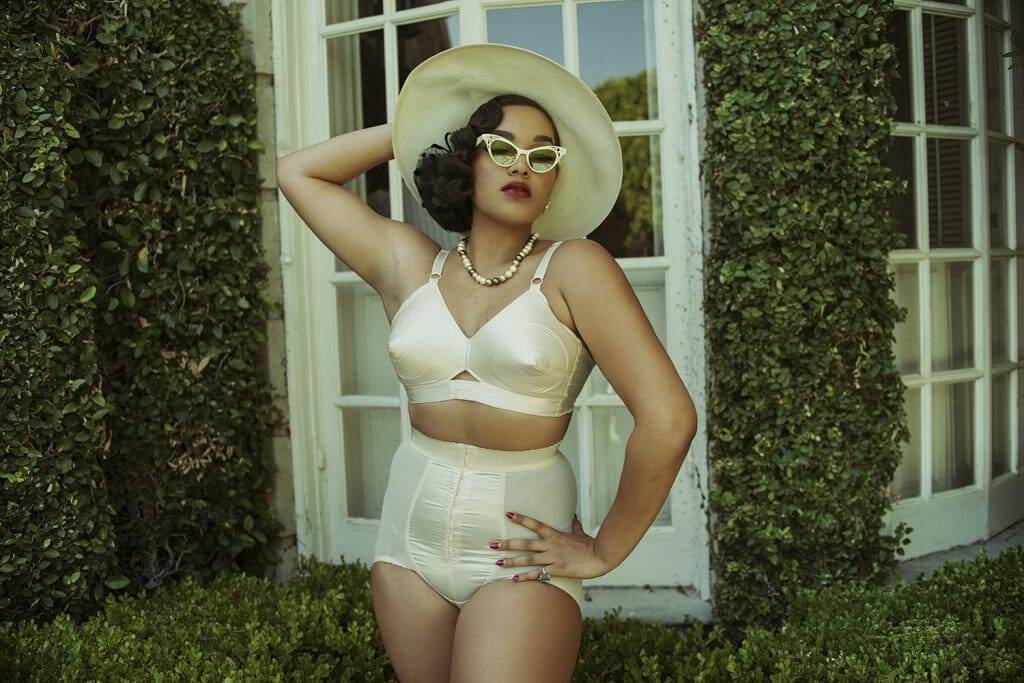 thelingerieaddict:  A Hollywood Heroine, pt. 2: More of Our Vintage-Inspired Lingerie
