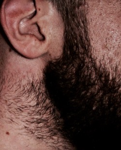 sweatyhairylickable:    http://sweatyhairylickable.tumblr.com for more hairy sweaty dudes!   