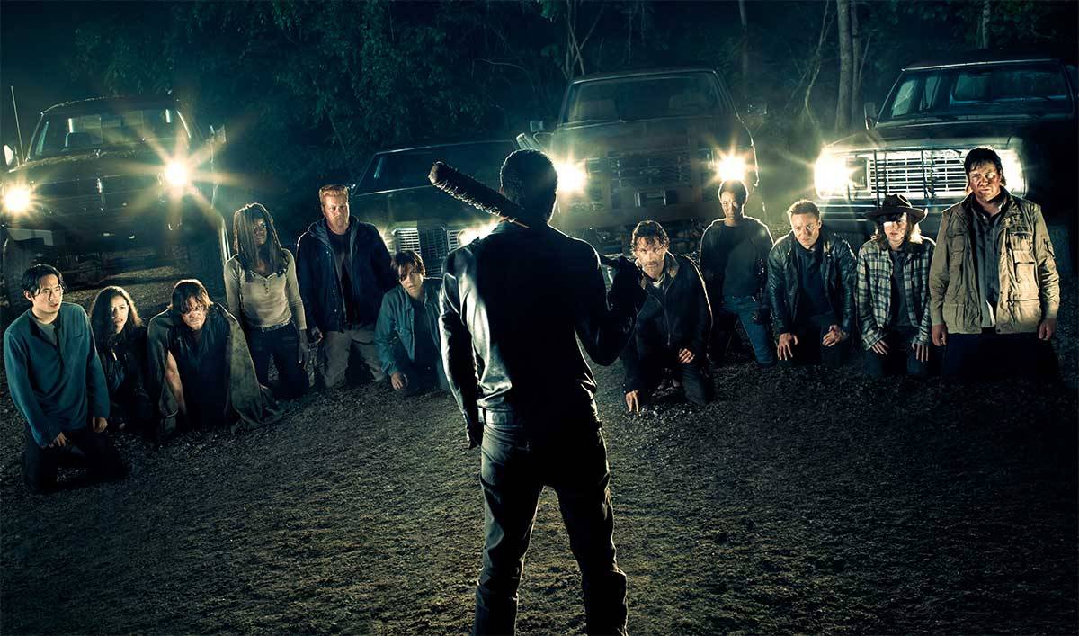 chairhandler5:Promo-poster of the 7th season of The Walking Dead!