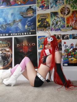 hotcosplaygirl:  Cosplay girlCosplay girl