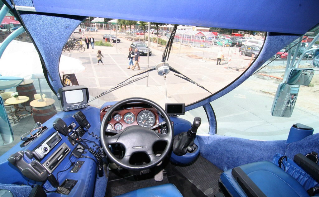 futuramobiles:2002 Colani Mercedes Benz Truck