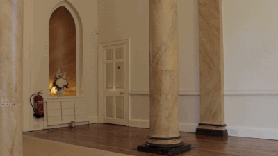 thecarolinebelle:The Roses’ Walk Down the Aisle
