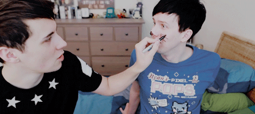 ughbeckyy:the evolution of phil is not on fire 