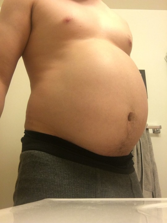 flyflyfatty:  Late night munchies are the best