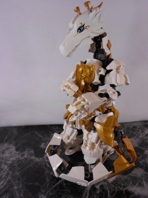 shars-corner:The head is a little bigger than i thought it would be but nothing will stop me from ma