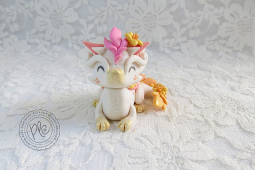 plushlikecreaturesgallery: White little dragon, sunset palette.  From the last update at the sh