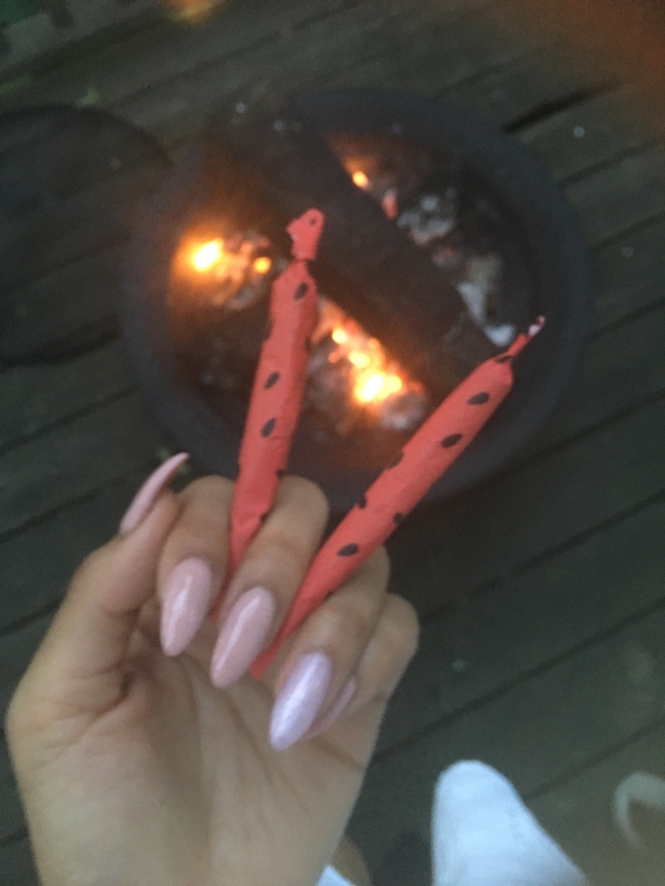 yourhippieishowing:  Light my fire babe 💖💖