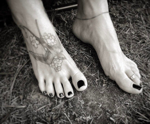 sucky-sucky-feet: Saucy Dates GET LAID TONIGHT