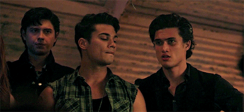 dailyrivermale:Sweet Pea, Fangs Fogarty and Reggie Mantle in 3.05