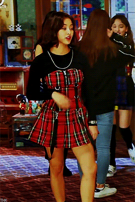 thehouseofkpop: Anonymous requested → Twice’s Jihyo Send a group and your bias and I&rsqu
