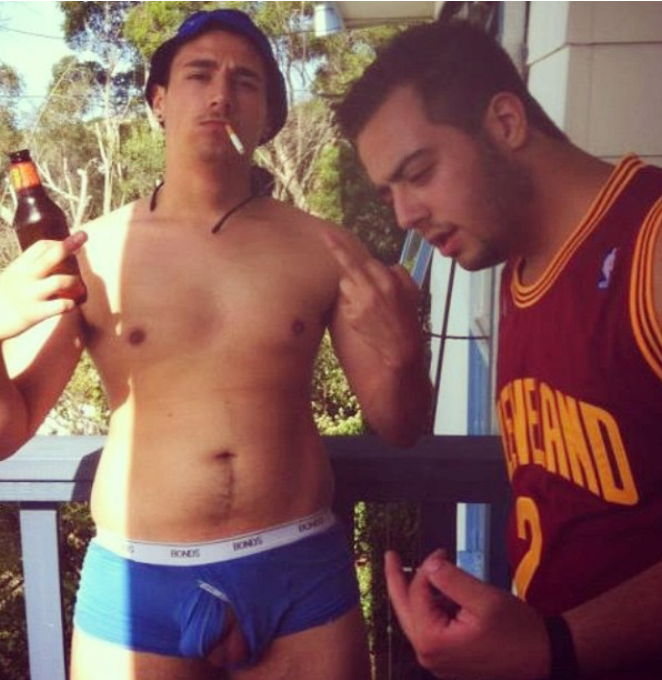 j6i9mmy:  melbourne-north-guys:   Sneakkyyyy ;))))  http://melbourne-north-guys.tumblr.com/