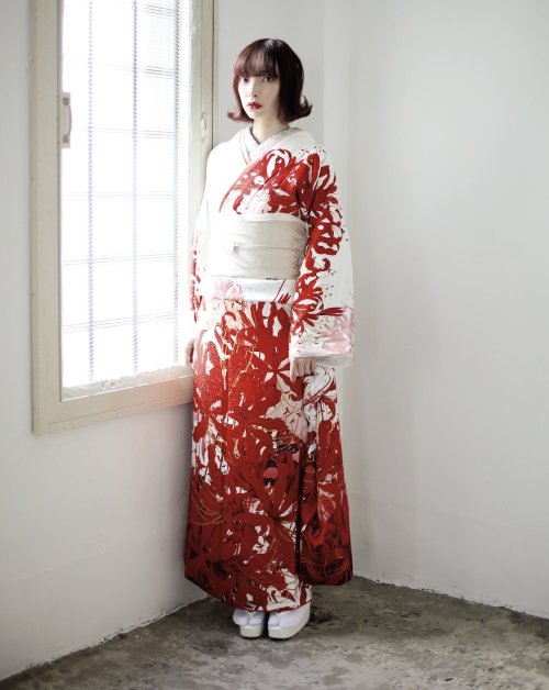 Luscious higabana (spider lily) furisode, photoshoots made by Eninaru