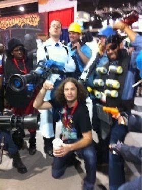 Rayo Toro With TF2 Cosplayers Is So Baffling To Me