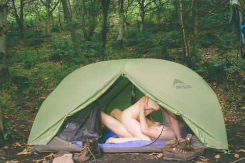 camping-sex: h0llow3yes: slide-2-unlock: tent loving ❤️ Goals .