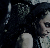 smoloswald:High School Yearbook Award.The 100 + best hair: Commander Lexa kom Trikru.               