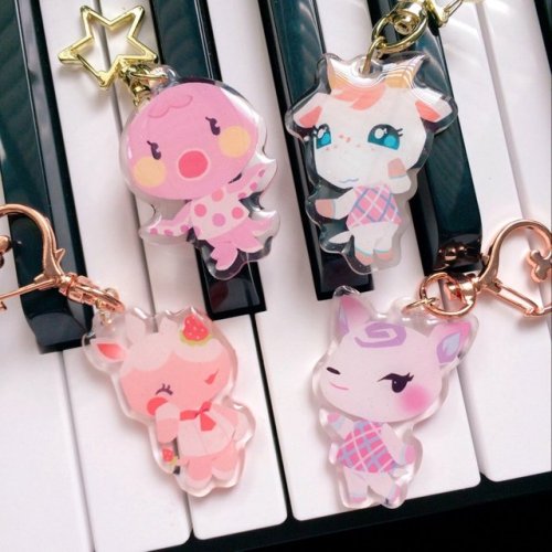 ieafy: My store is on preorder now! So the animal crossing charms are all available again! Please fe
