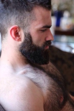 temporada-de-caza:  TEMPORADA-DE-CAZA: Hairy Men-Beard-Tattoo
