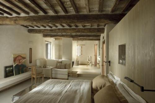 MONTEVERDI TUSCANYVAL D’ORCIA SUITEVal d’Orcia Suite is a favorite with honeymooners because of its 