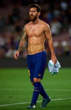 hotfamousmen:  Lionel Messi
