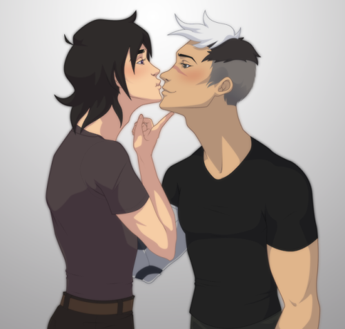 doesfruitdance: keith is still on his tiptoes. or shiro is bending his knees? who knows. just let th