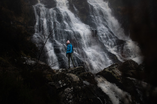 The flowing torrent of Rhiwargor Waterfall 