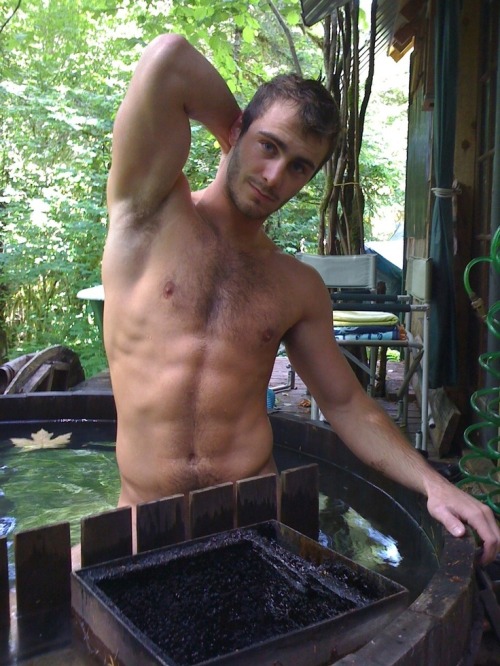 jockswiththickcocks:  ACTIVE Gay Porn Blog! >>jockswiththickcocks<<   