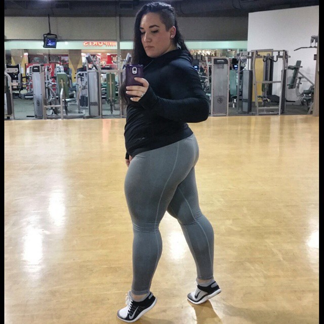 thickerandthicker:  @ladybeast_juju showing you can be strong and fit at any size.