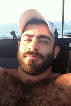 hardbiguy:  txfurlover:  TXFurLover - for the love of fur in TX… Feel free to Share the fur!  Love this hairy stud! 