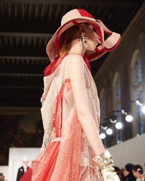 black-is-no-colour: Maison Margiela Artisanal by John Galliano, Spring 2017 show, Look 10, Lulu Leik