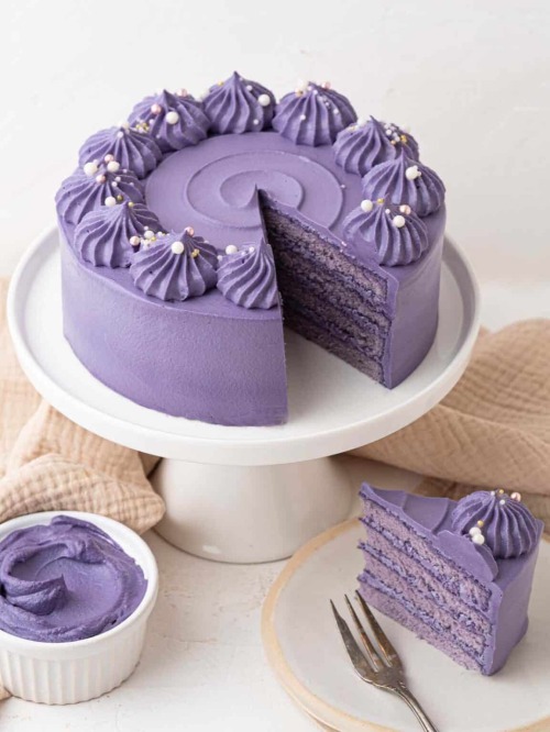 fullcravings:  Ube Cake