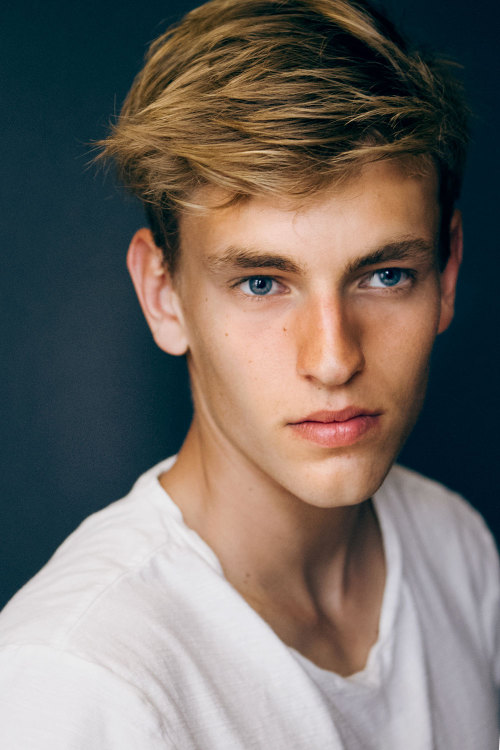 jeirohgoescamping:  Olivier Bernier by Jeiroh Yanga 
