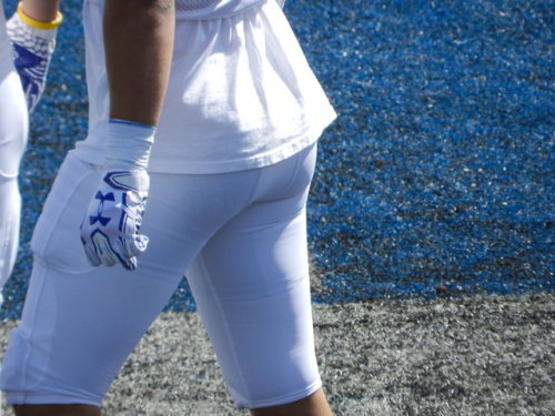 putthepadson: #football #putthepadson #jockstrap #futbolAmericano #bulge #sportsbulge #pads #footbal
