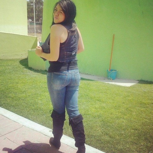 amateurmexicanalust:  Denisse
