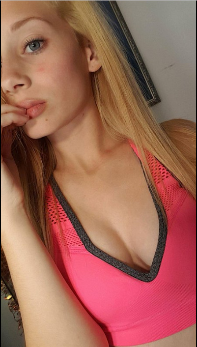 bigbuttbailey00:  oooopppssss!! my pussy just broke again!! sooooooooo sexy!!!! who is she??????