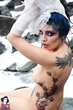 sglovexxx:  Euphemia Suicide