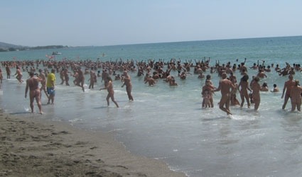 nudiarist:Vera promotes naturism at tourism fair - Euro Weekly News Spain http://www.euroweeklynews.